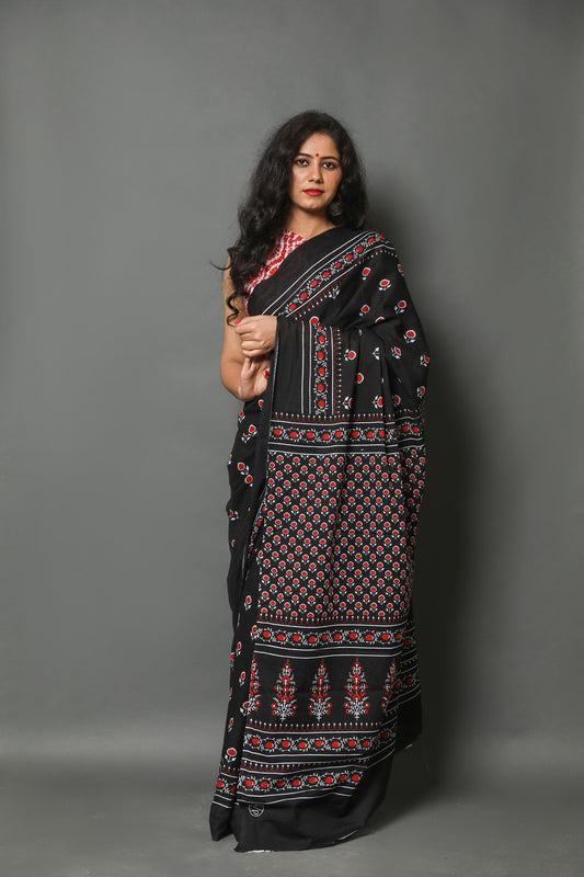 Printed Pure Cotton Mulmul Saree With Blouse