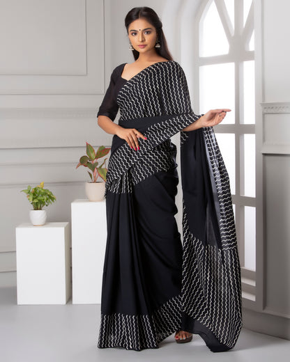 Printed Pure Cotton Mulmul Saree With Blouse